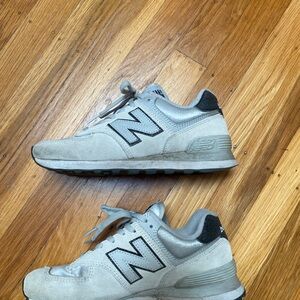New Balance 574, US 6 women